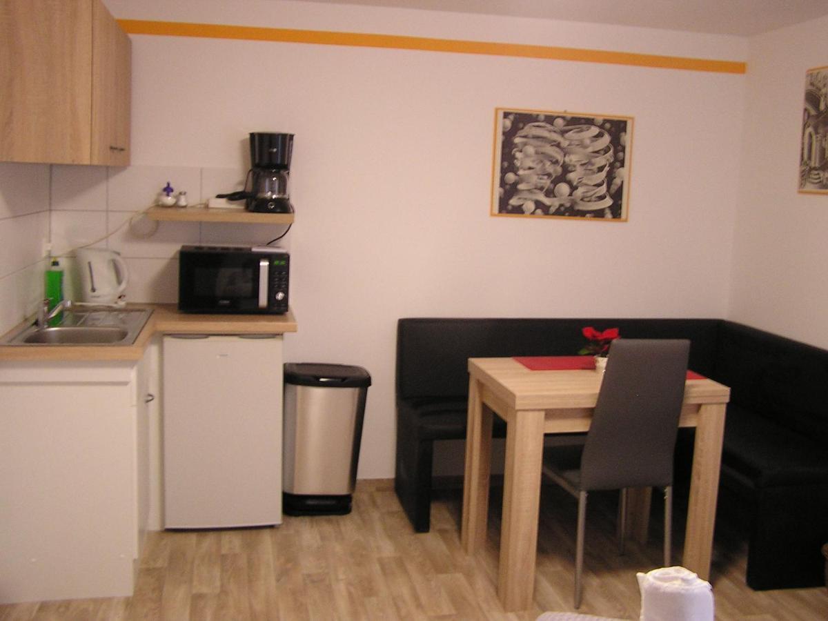 Haus Thomas II Appartement Naumburg  Buitenkant foto