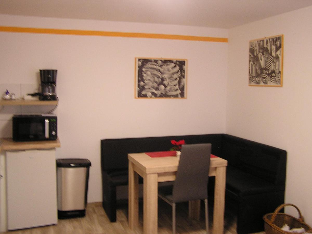 Haus Thomas II Appartement Naumburg  Buitenkant foto
