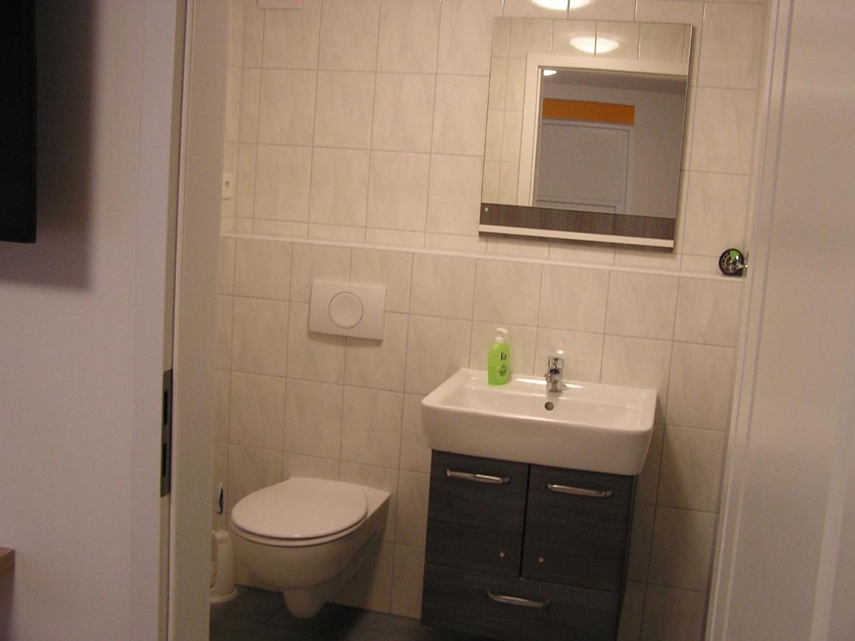 Haus Thomas II Appartement Naumburg  Buitenkant foto