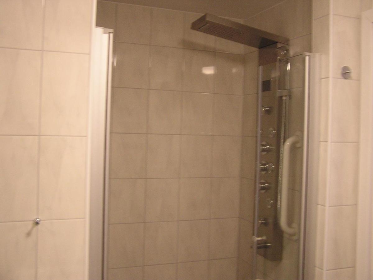 Haus Thomas II Appartement Naumburg  Buitenkant foto
